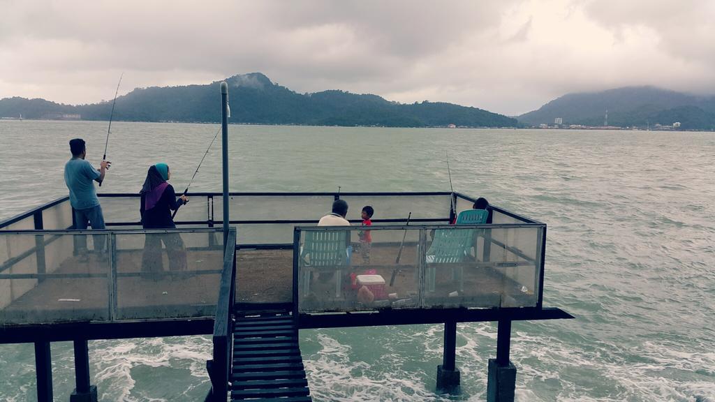 Rockbund Fishing Chalet Kampong Batu Gajah Rom bilde